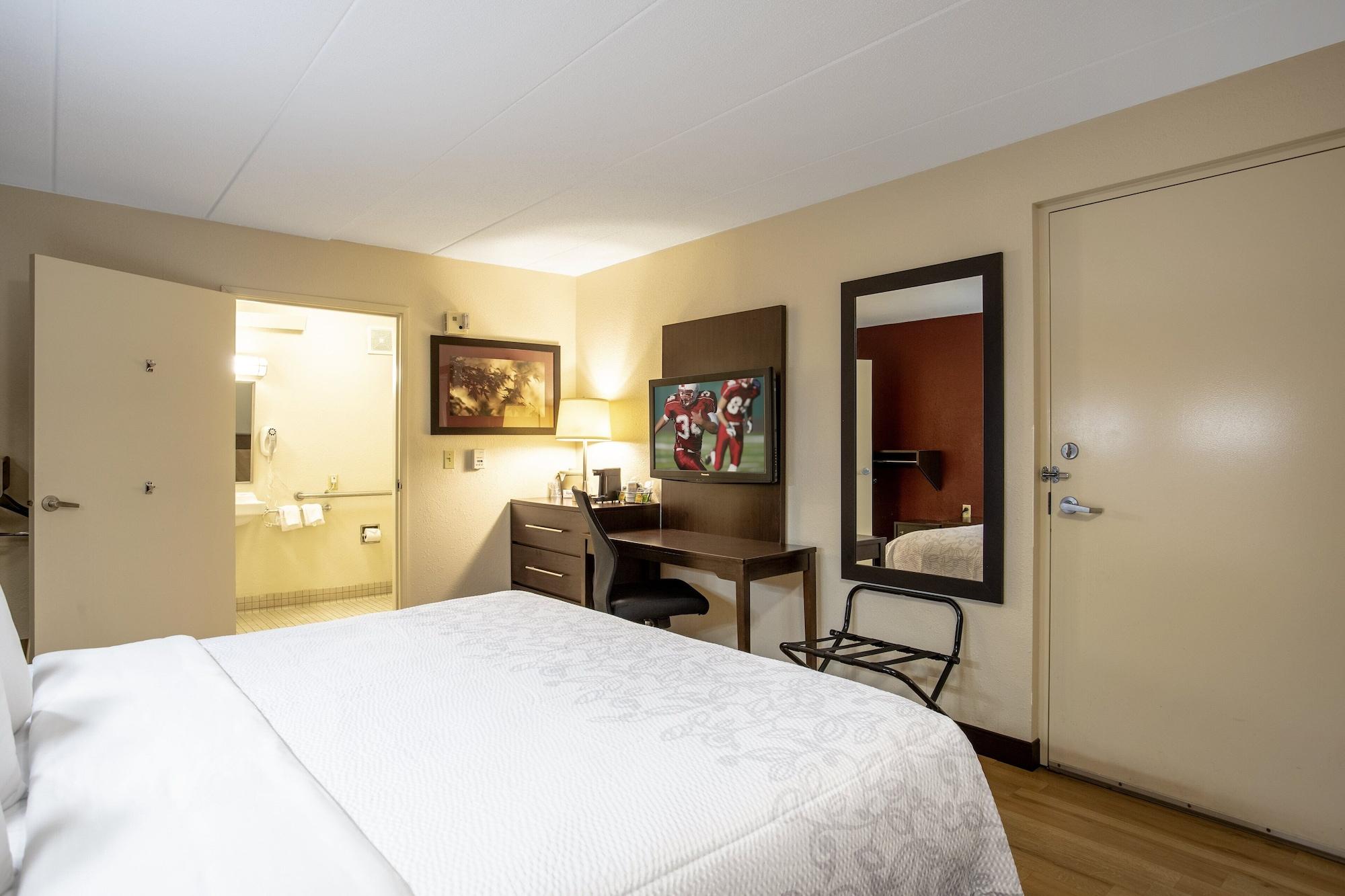 Red Roof Plus+ Baltimore-washington Dc/bwi Airport Hotel Linthicum